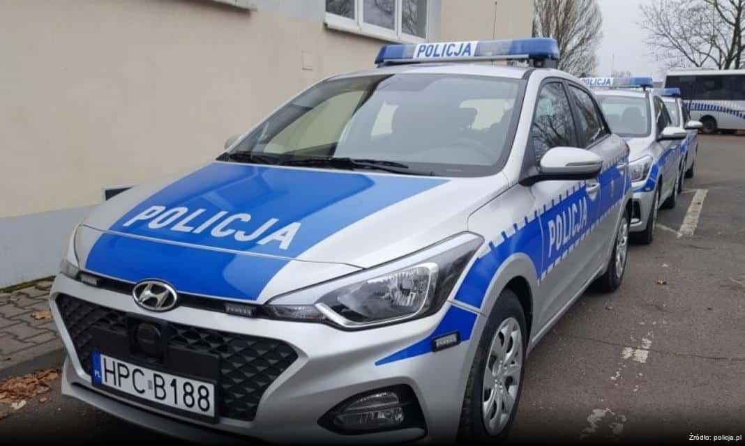 Pijany kierowca w Brańszczyku spowodował wypadek i wywrócił pojazd